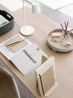 Muuto Tip table lamp, white