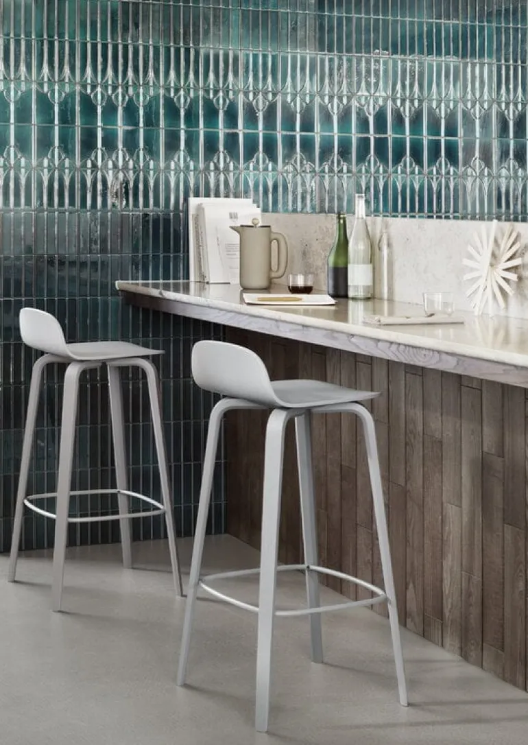 Muuto Visu counter stool, 65 cm, grey