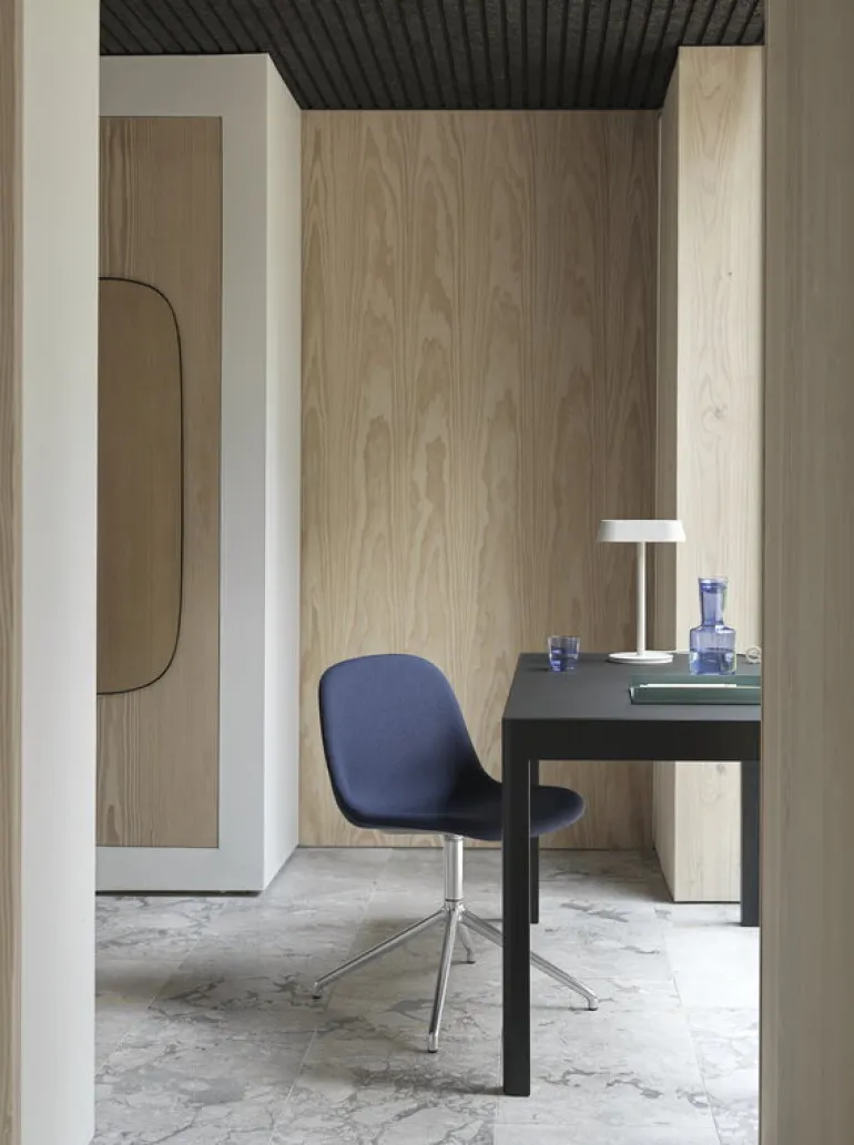 Muuto Workshop table, 130 x 65 cm, black - black linoleum