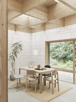 Muuto Workshop table, 140 x 92 cm, oak - oak veneer