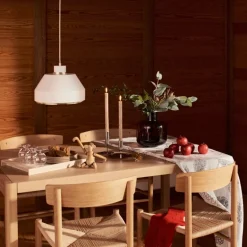 Muuto Workshop table, 140 x 92 cm, oak - oak veneer