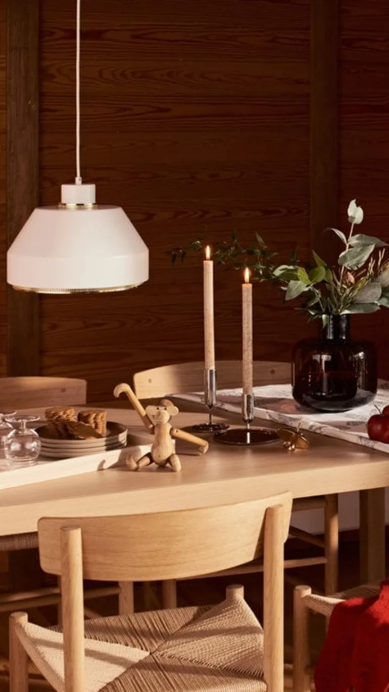 Muuto Workshop table, 140 x 92 cm, oak - oak veneer