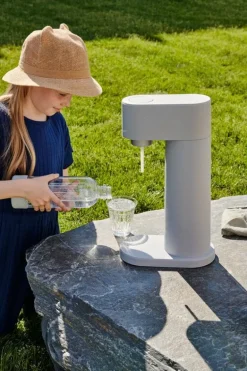 Mysoda Woody sparkling water maker, grey