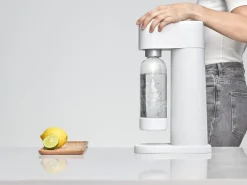 Mysoda Woody sparkling water maker, white