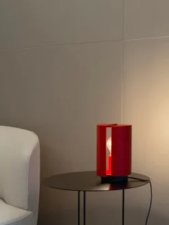 Nemo Lighting Pivotante à Poser table lamp, carmine red