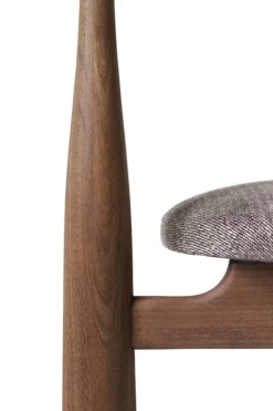 New Works Bukowski chair, walnut - Carnarvon 022