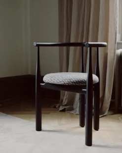 New Works Bukowski chair, black - Pur Lin 080