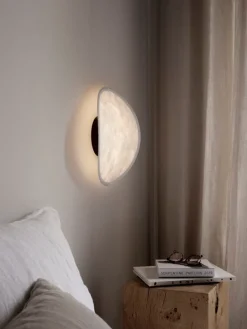 New Works Tense wall lamp, black