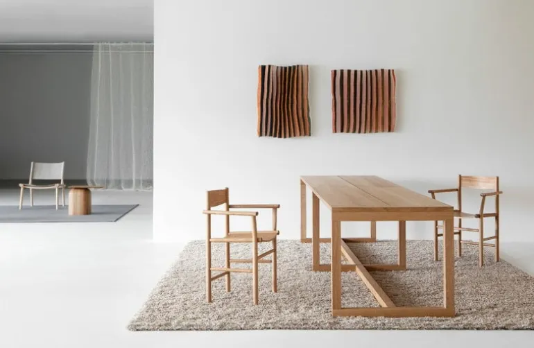 Nikari Akademia Armrest chair, lacquered oak