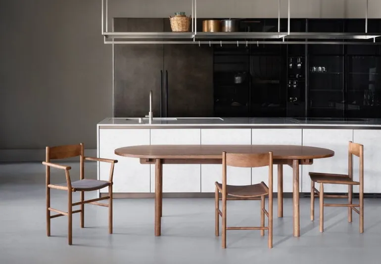 Nikari Akademia chair, lacquered smoked oak