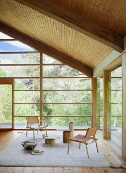 Nikari April table, medium, oak