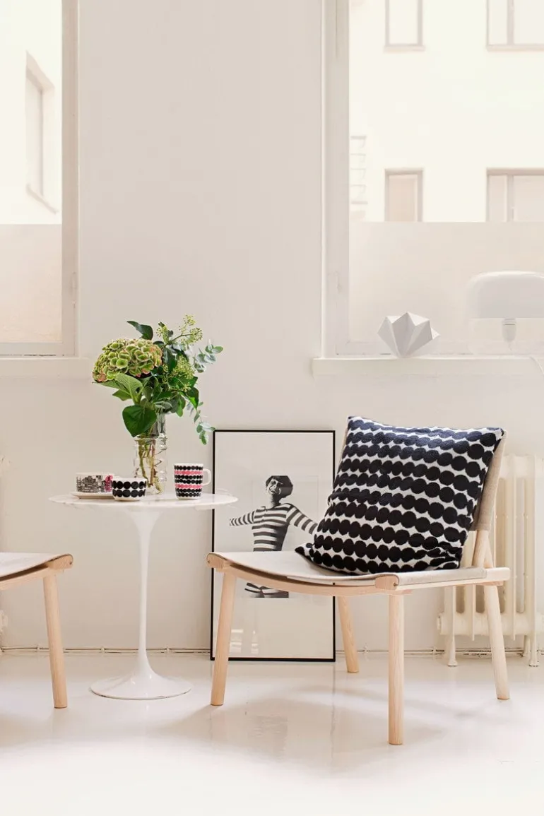 Nikari December chair, ash - linen canvas