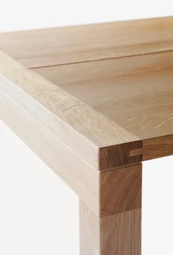 Nikari Frame table, oak