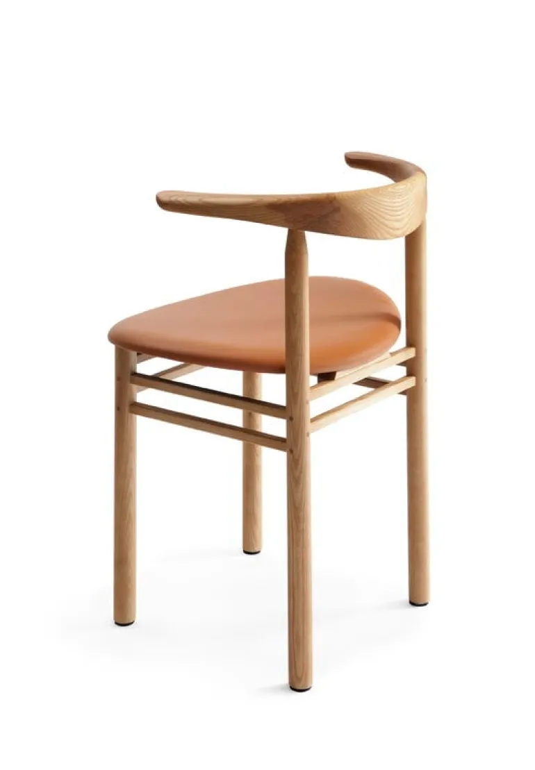 Nikari Linea RMT3 chair, oak stained ash - cognac leather