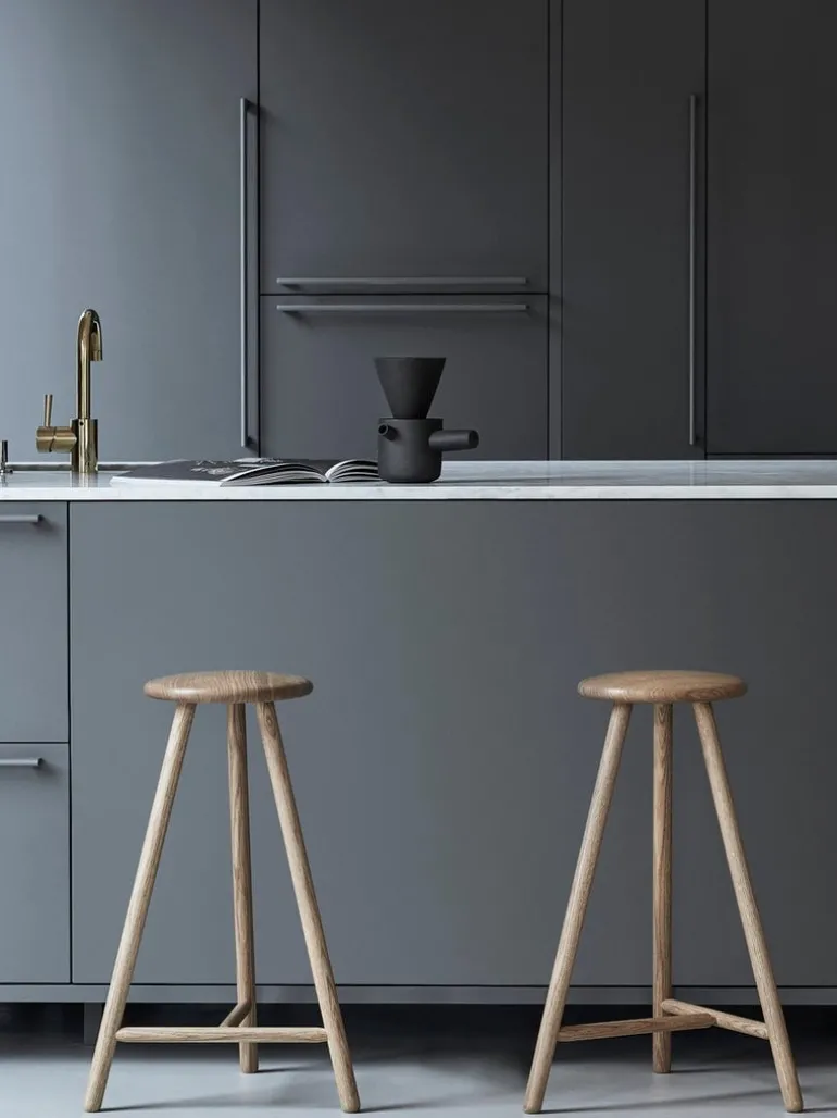 Nikari Perch bar stool 75 cm, oak