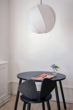 Nofred Mouse table, low, black