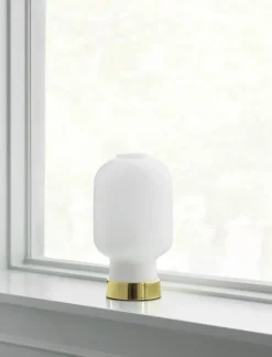 Normann Copenhagen Amp table lamp, white - brass
