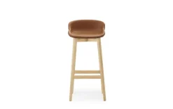 Normann Copenhagen Hyg bar stool, 75 cm, oak - brandy leather Ultra