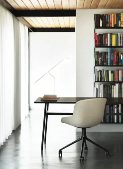 Normann Copenhagen Hyg chair with 4 wheels, swivel, black - Synergy 16