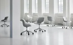 Normann Copenhagen Hyg chair with 5 wheels, swivel, aluminium - Synergy 16