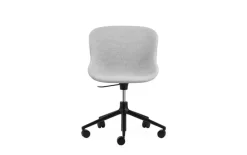 Normann Copenhagen Hyg chair with 5 wheels, swivel, black - Synergy 16