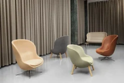 Normann Copenhagen Hyg lounge chair, high, oak - Main Line Flax 26