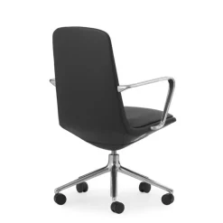 Normann Copenhagen Off chair with 5 wheels, armrests, alu. - black leather Ultra