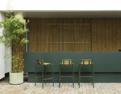 Normann Copenhagen Vig barstool, 75 cm, Robinia wood - dark green