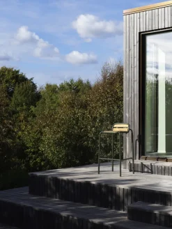 Normann Copenhagen Vig barstool, 75 cm, Robinia wood - dark green