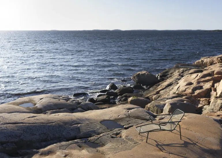 Normann Copenhagen Vig chaise longue, dark green