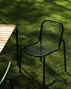 Normann Copenhagen Vig dining table, 90 x 80 cm, Robinia wood - dark green