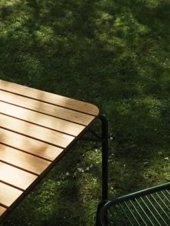 Normann Copenhagen Vig dining table, 90 x 200 cm Robinia wood - dark green