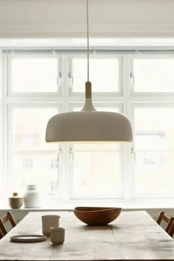 Northern Acorn pendant, white matt