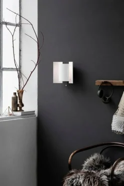 Northern Butterfly wall lamp, matt white