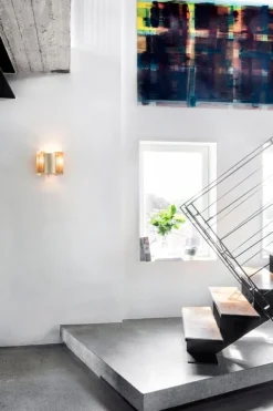 Northern Butterfly wall lamp, brass