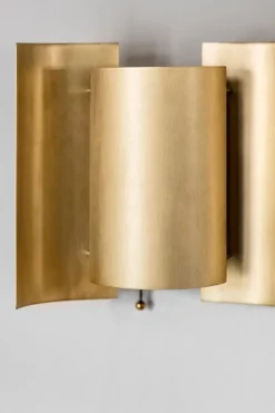 Northern Butterfly wall lamp, brass