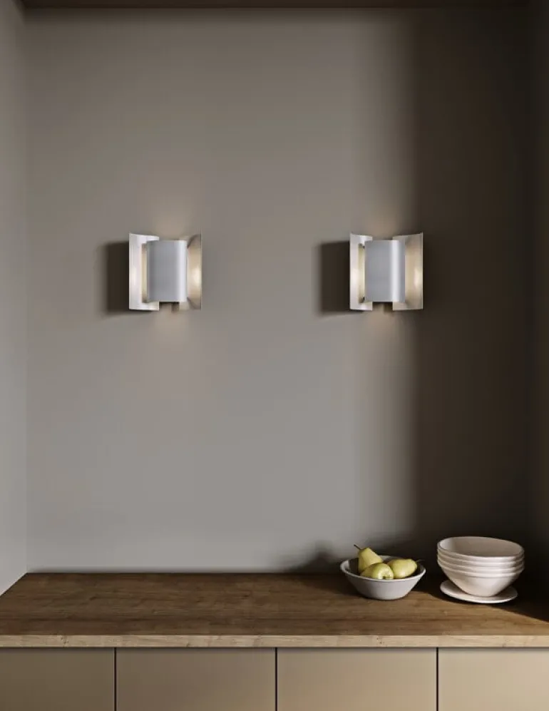 Northern Butterfly wall lamp, aluminium