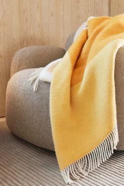 Northern Echo throw, 130 x 170 cm, yellow