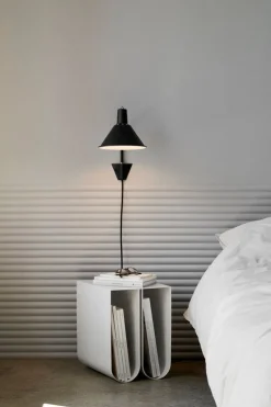 NUAD Arcon wall lamp, black