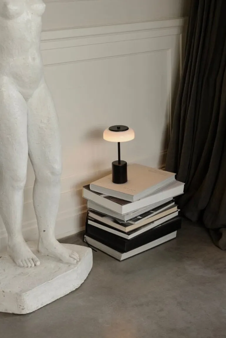 Nuura Blossi Mini portable table lamp, black - opal