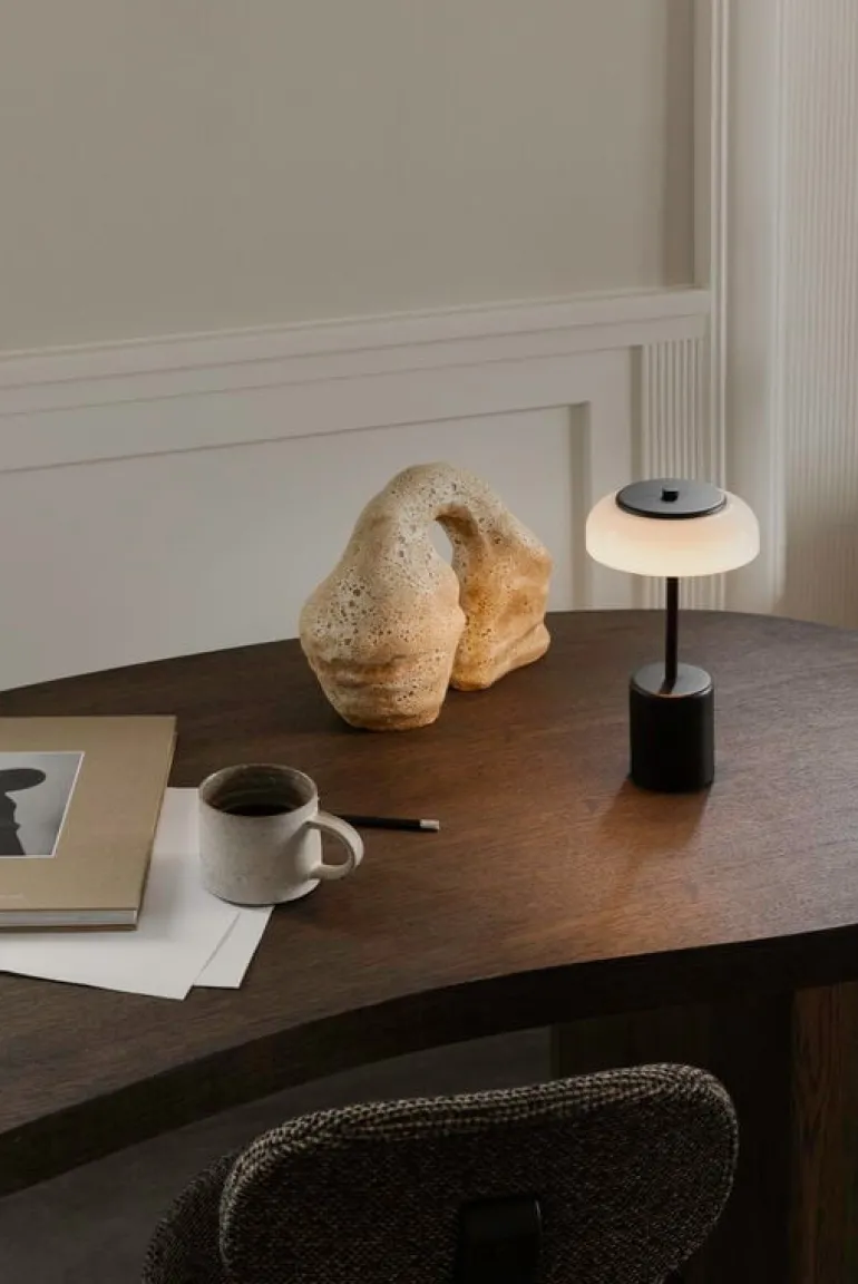 Nuura Blossi Mini portable table lamp, black - opal