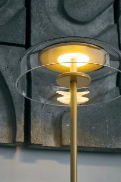 Nuura Blossi table lamp, Nordic gold - clear