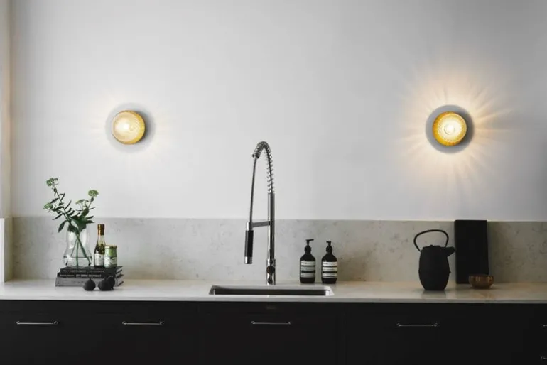 Nuura Liila 1 wall/ceiling lamp, medium, gold - optic clear