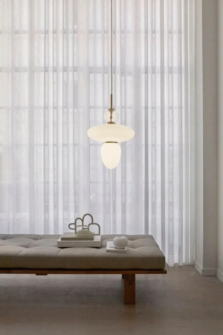 Nuura Rizzatto 43 pendant, brass - opal white