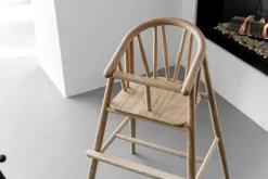Oaklings Saga high chair, oak