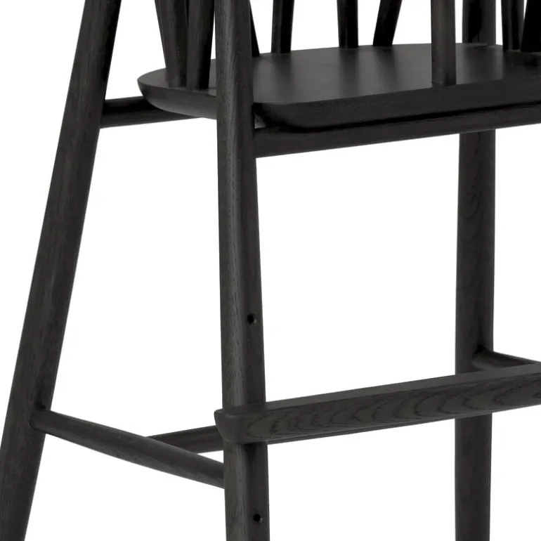 Oaklings Saga high chair, black stained oak