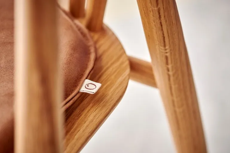 Oaklings Storm kid's chair, oak