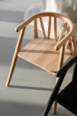 Oaklings Storm kid's chair, oak