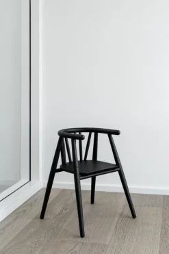 Oaklings Storm kid's chair, black stained oak