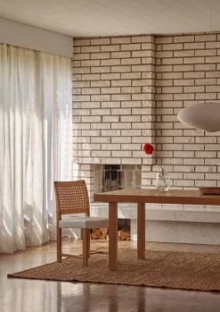 Ornäs Näyttely chair, oak - nude leather - linen seat